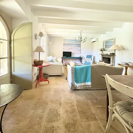 Charming Newly Renovated With Private Pool Llombarts