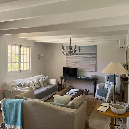 Charming Newly Renovated With Private Pool Villa *