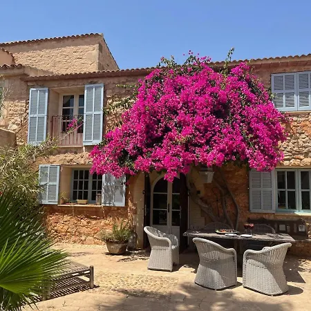 Charming Newly Renovated With Private Pool Villa Llombarts